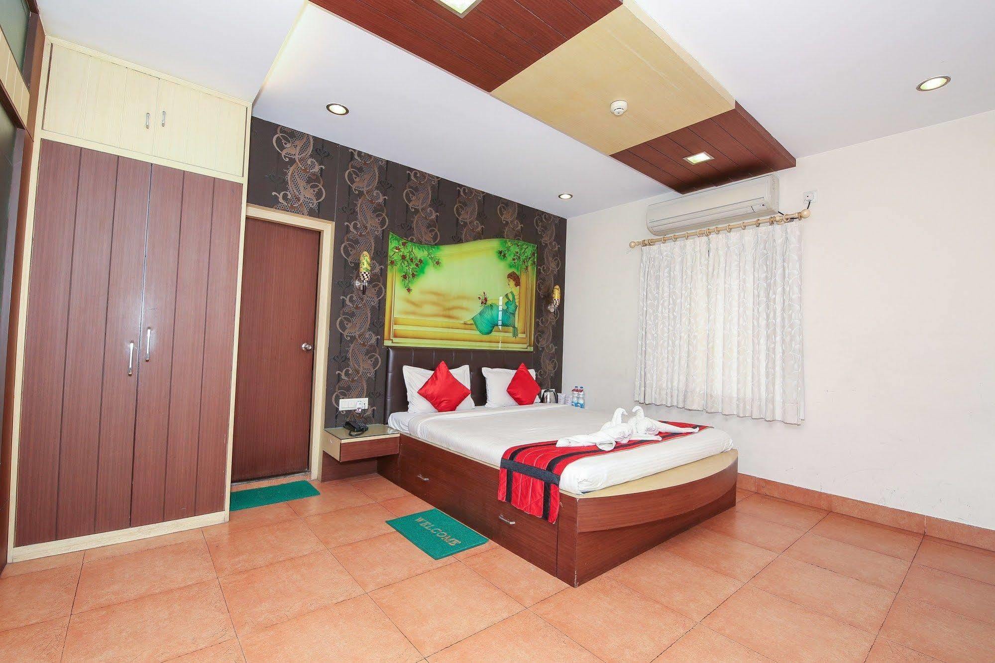 Fabhotel Sreemaa Salt